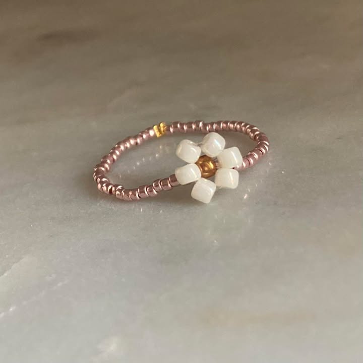 WHITE pearl